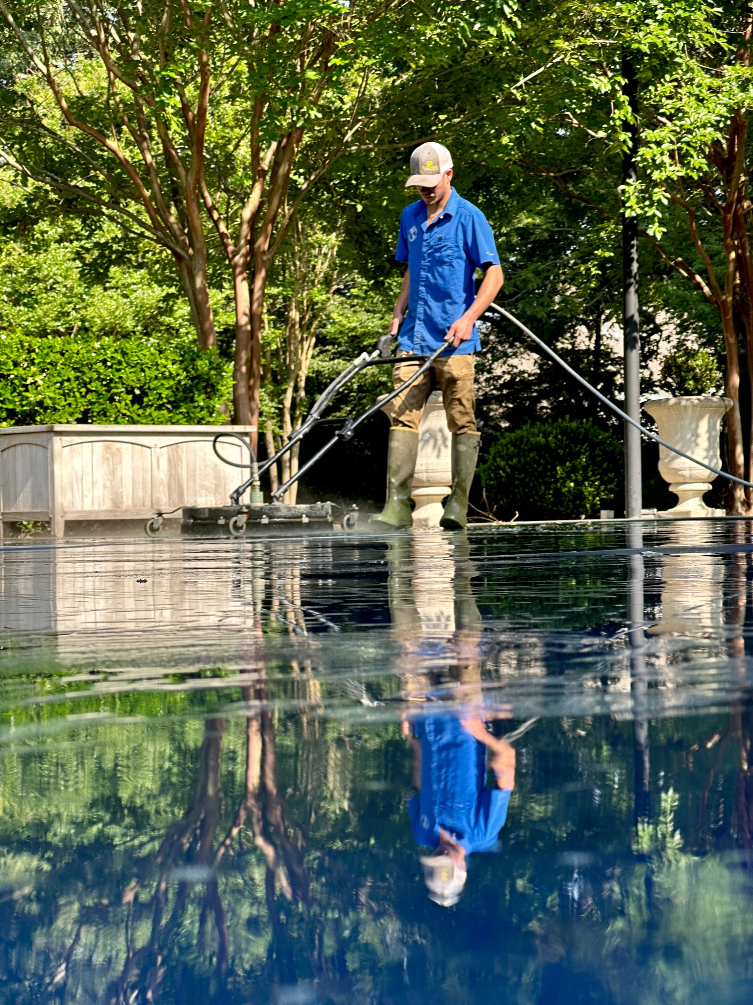 Aqua Earth Team in Action Photo